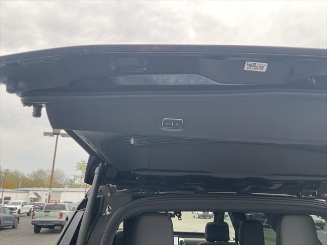 new 2025 Ford Expedition car, priced at $83,025