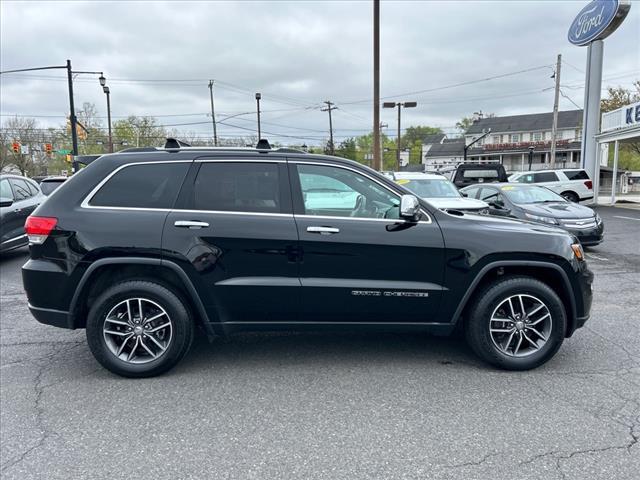 used 2017 Jeep Grand Cherokee car, priced at $18,295