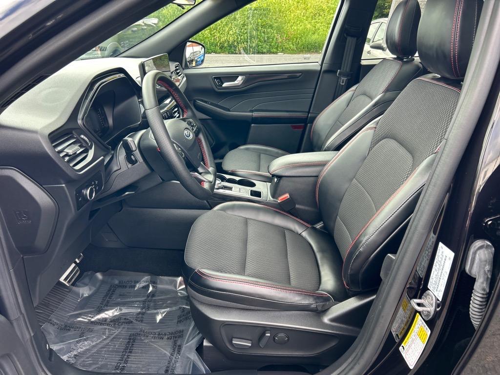 used 2023 Ford Escape car, priced at $26,595