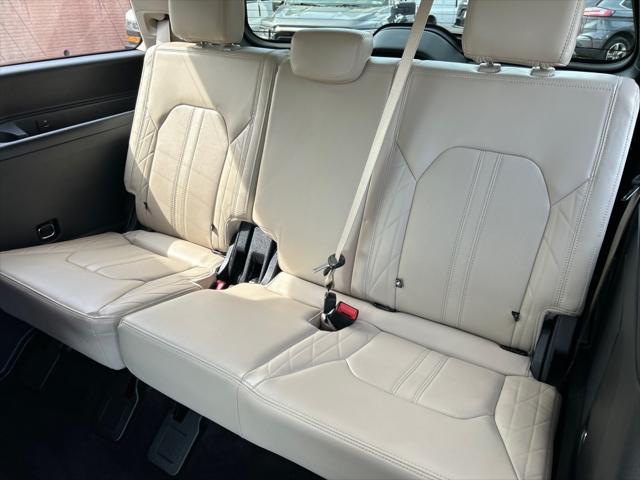 used 2022 Ford Expedition car, priced at $55,995