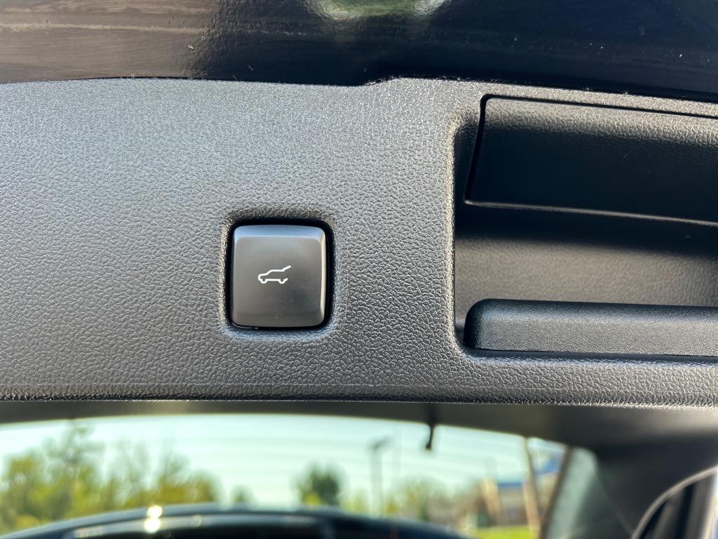 used 2022 Ford Escape car, priced at $18,995