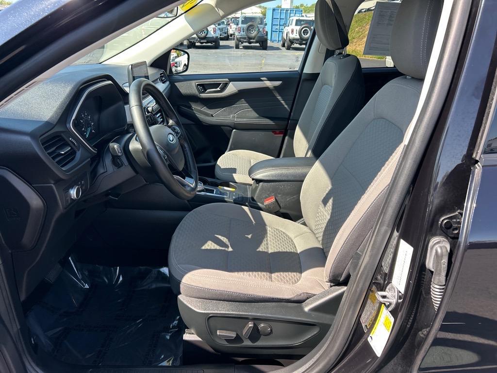 used 2022 Ford Escape car, priced at $18,995