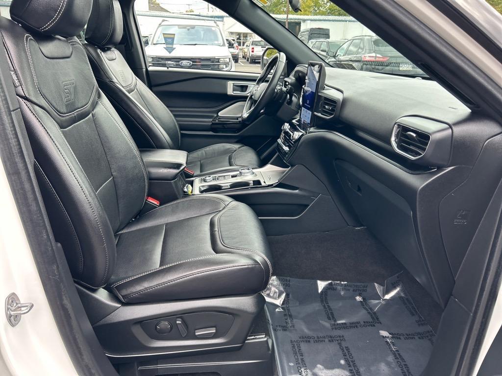 used 2022 Ford Explorer car, priced at $42,995