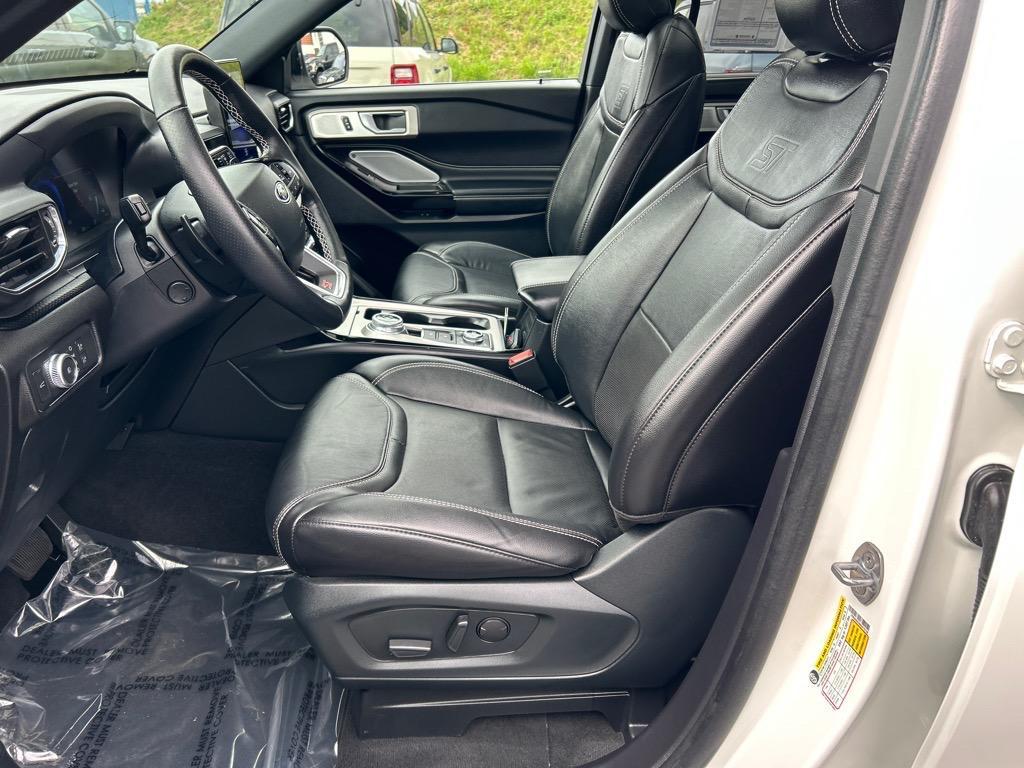 used 2022 Ford Explorer car, priced at $42,995