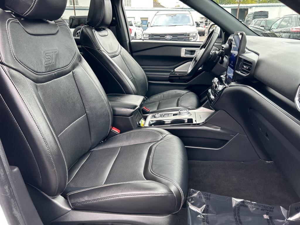 used 2022 Ford Explorer car, priced at $42,995