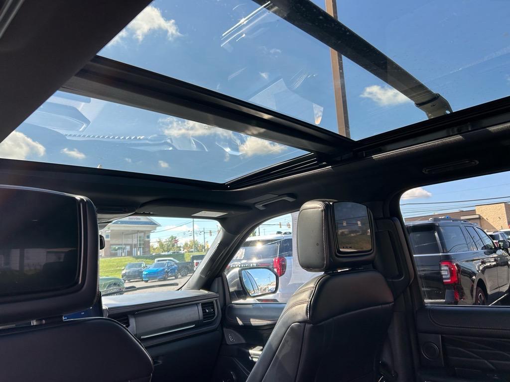 used 2022 Ford Expedition car, priced at $58,995