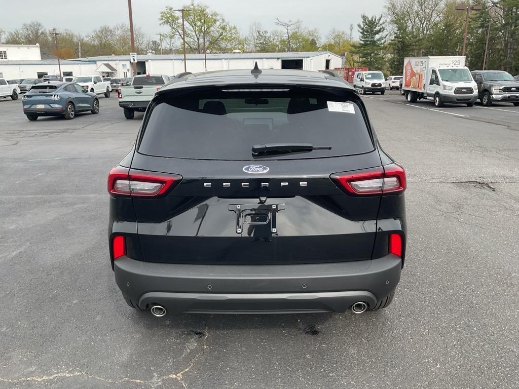 new 2025 Ford Escape car, priced at $28,572
