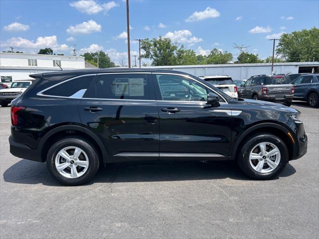 used 2022 Kia Sorento car, priced at $26,795