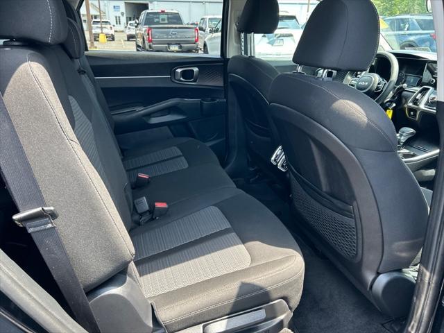 used 2022 Kia Sorento car, priced at $26,795