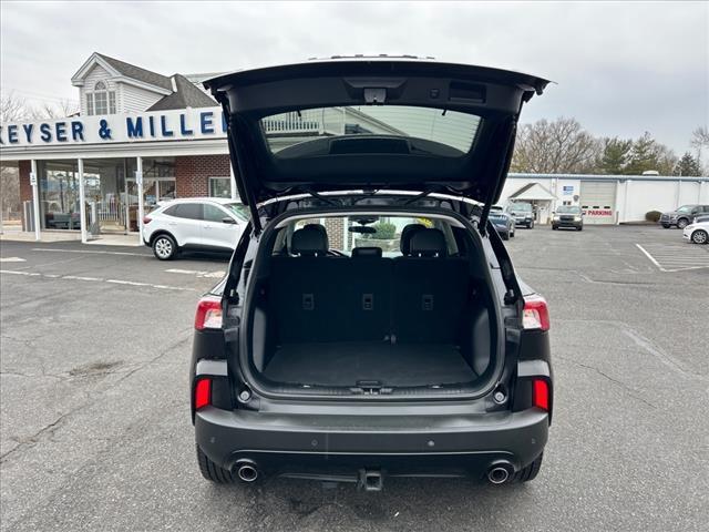 used 2022 Ford Escape car, priced at $21,495