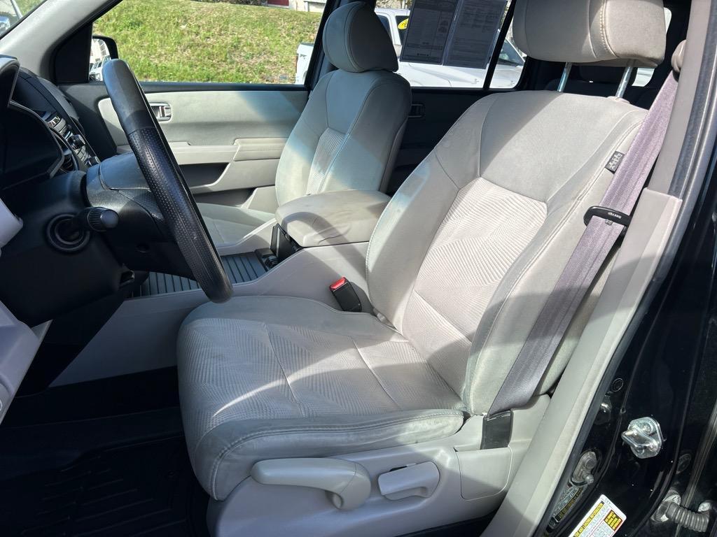 used 2012 Honda Pilot car, priced at $9,995
