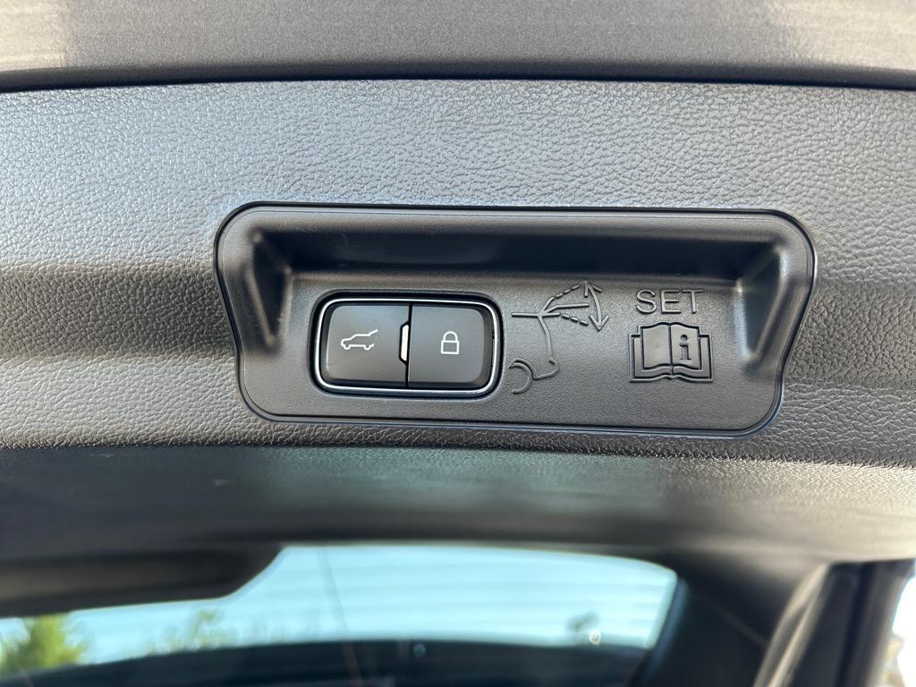 used 2022 Ford Explorer car, priced at $41,495