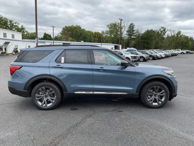 new 2025 Ford Explorer car, priced at $50,295