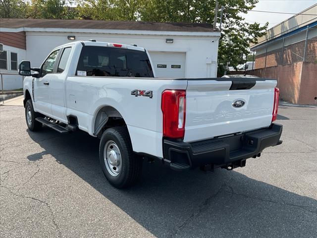 new 2024 Ford F-350 car, priced at $56,820