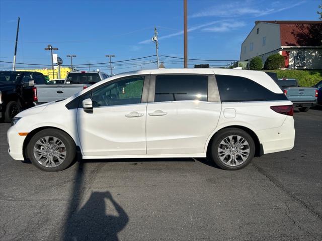 used 2025 Honda Odyssey car, priced at $42,995
