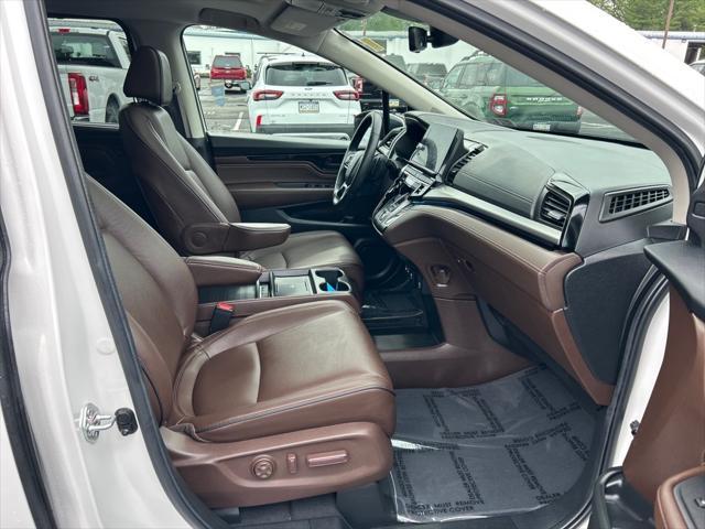used 2025 Honda Odyssey car, priced at $42,995