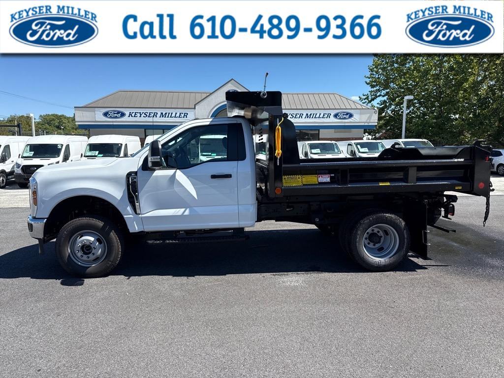 new 2024 Ford F-350 car, priced at $65,995
