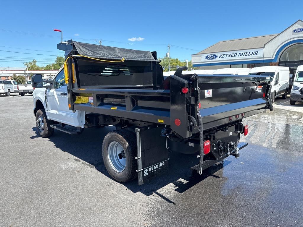 new 2024 Ford F-350 car, priced at $65,995