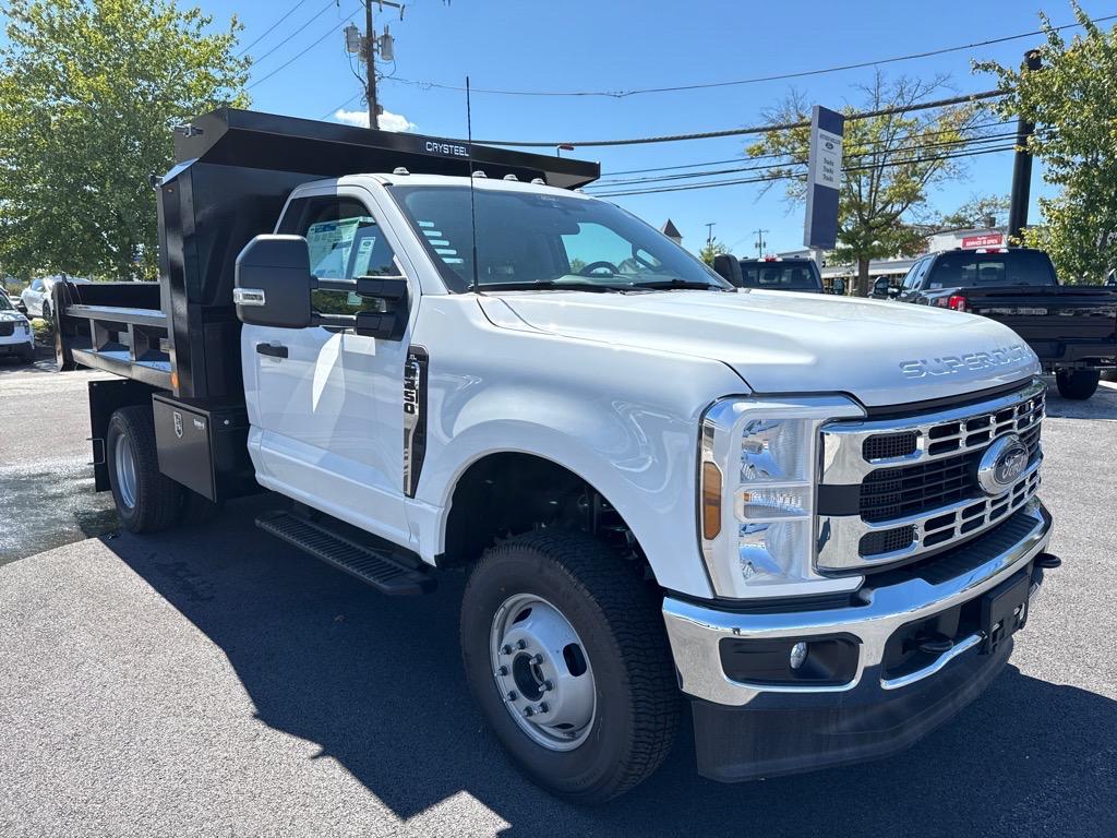 new 2024 Ford F-350 car, priced at $65,995
