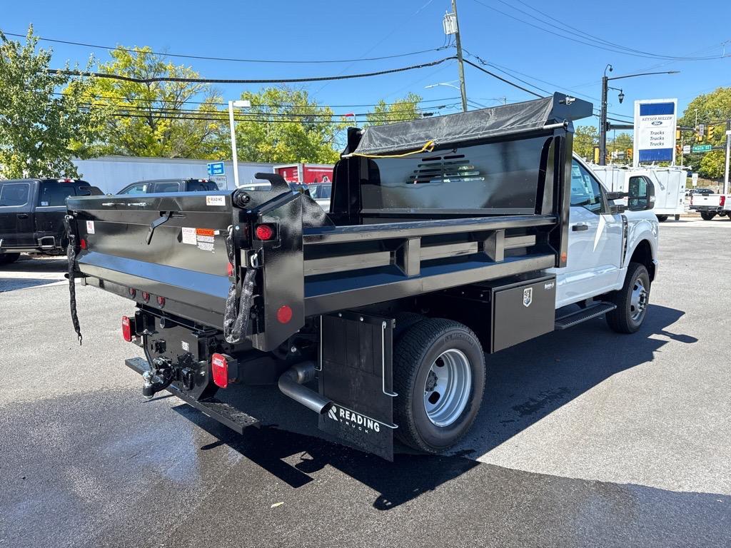 new 2024 Ford F-350 car, priced at $65,995