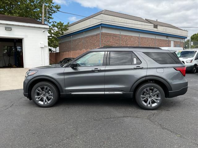 new 2025 Ford Explorer car, priced at $47,105