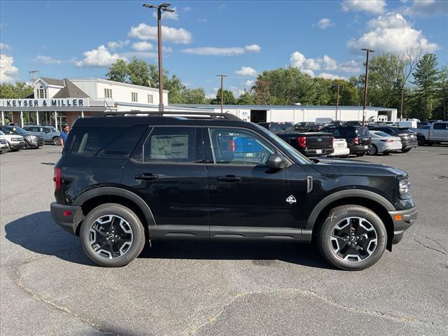 new 2024 Ford Bronco Sport car, priced at $37,359