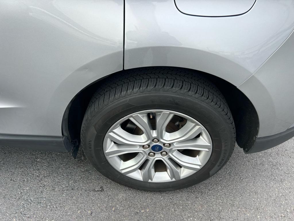 used 2022 Ford Edge car, priced at $24,595