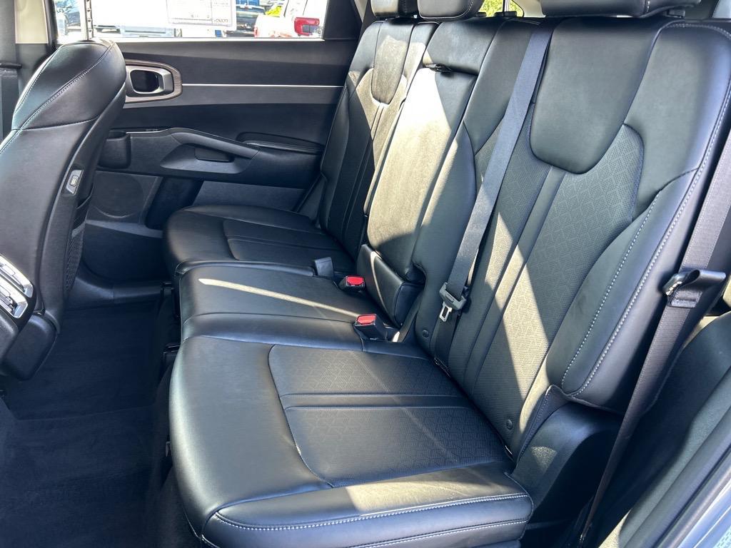 used 2022 Kia Sorento car, priced at $29,995