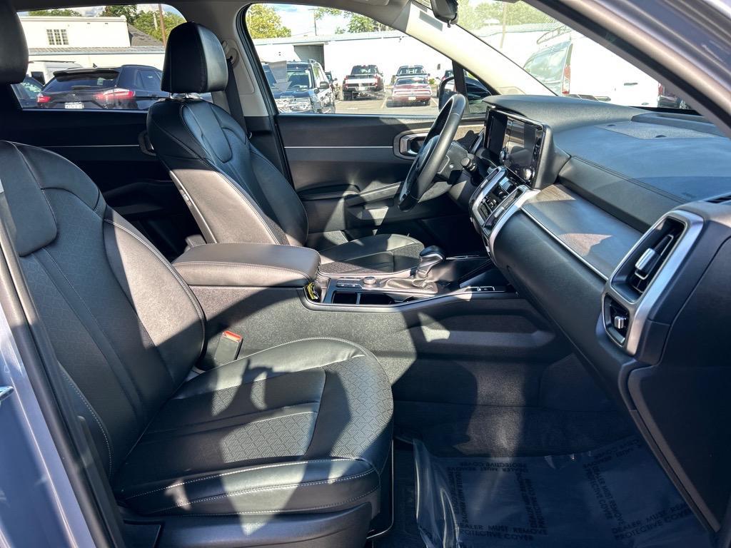 used 2022 Kia Sorento car, priced at $29,995