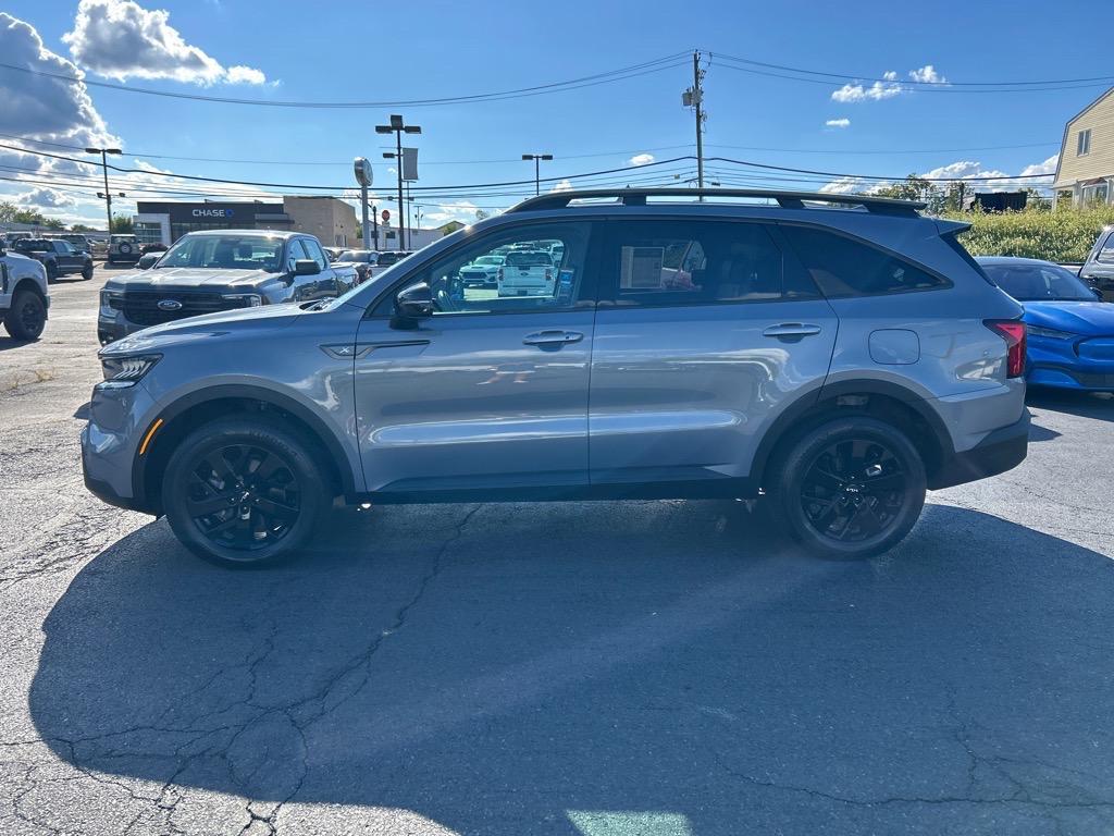 used 2022 Kia Sorento car, priced at $29,995