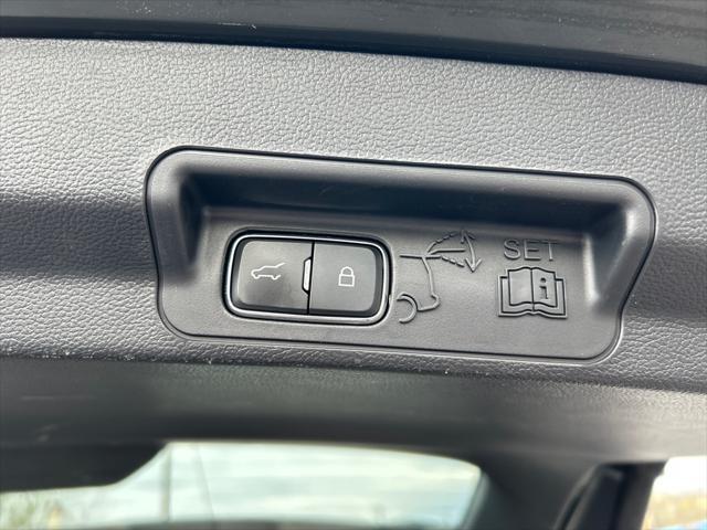 used 2022 Ford Explorer car, priced at $31,295