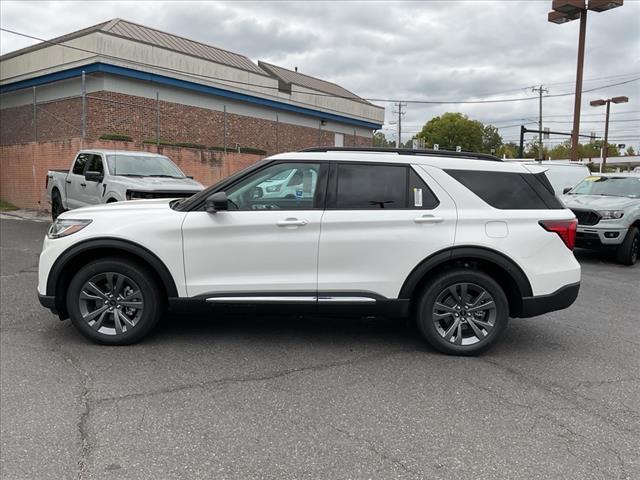 new 2025 Ford Explorer car, priced at $50,595