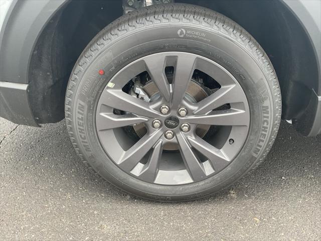 new 2025 Ford Explorer car, priced at $46,925