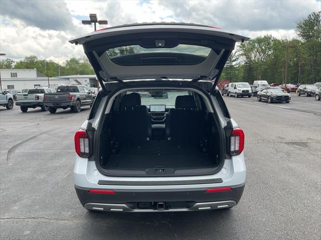 new 2025 Ford Explorer car, priced at $46,925