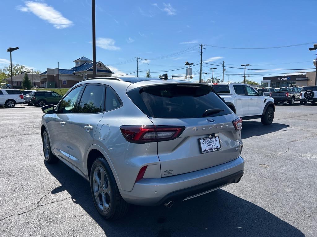 used 2023 Ford Escape car, priced at $27,995