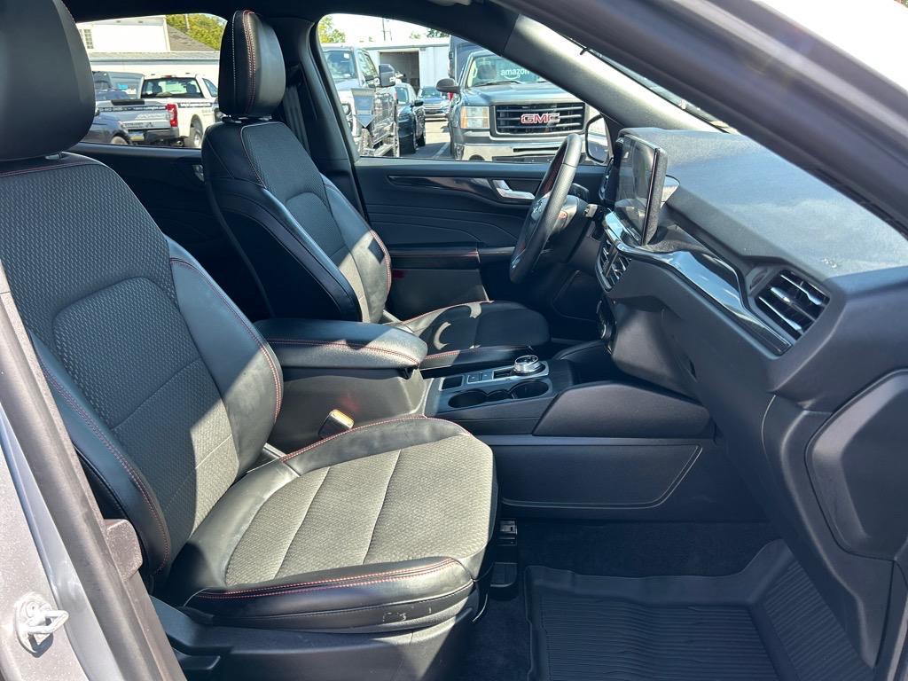used 2023 Ford Escape car, priced at $27,995