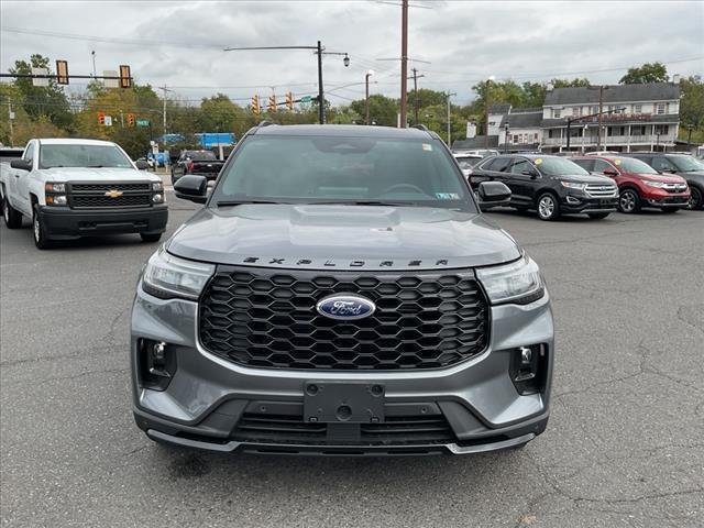 new 2025 Ford Explorer car, priced at $53,540