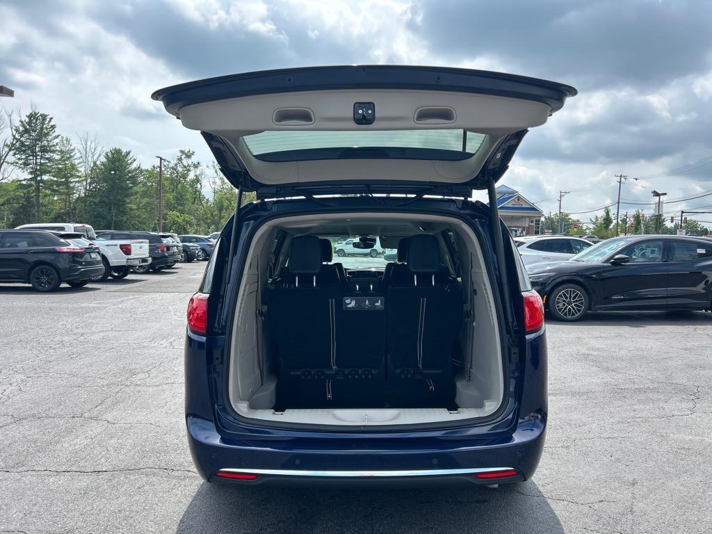 used 2020 Chrysler Pacifica Hybrid car, priced at $34,995