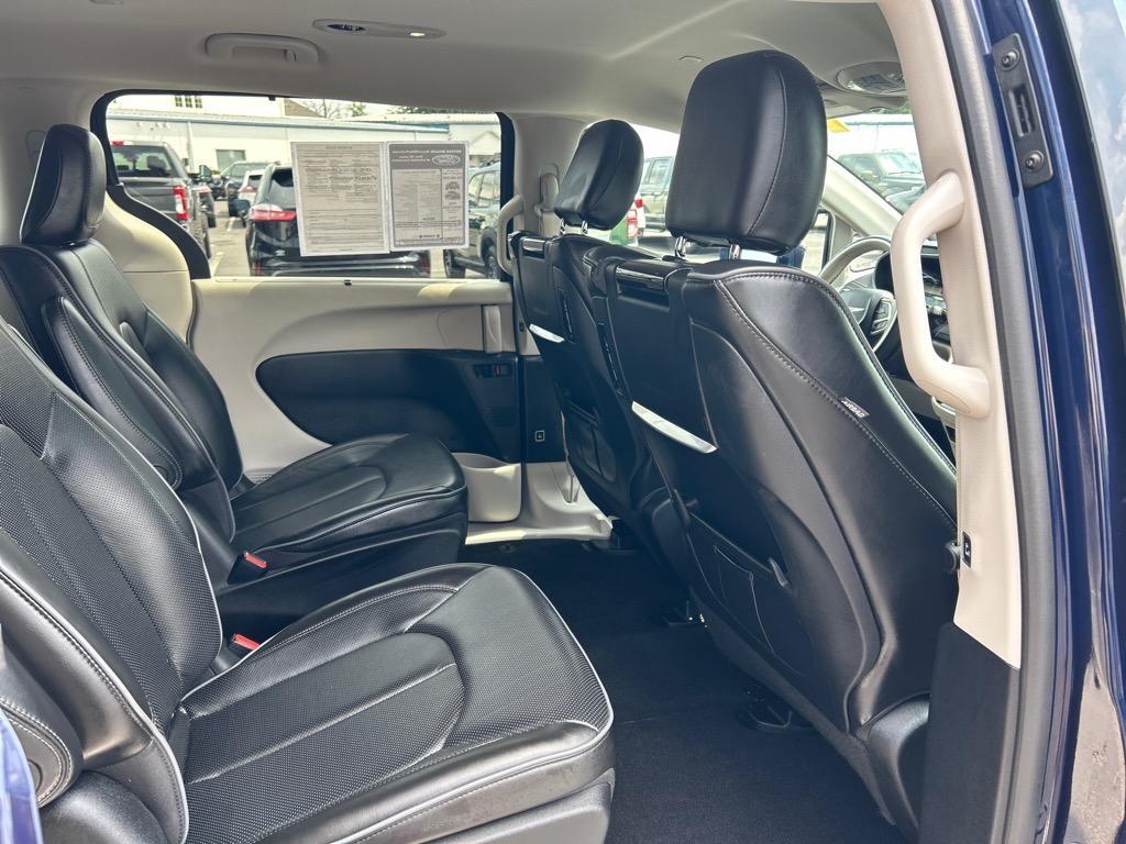 used 2020 Chrysler Pacifica Hybrid car, priced at $34,995