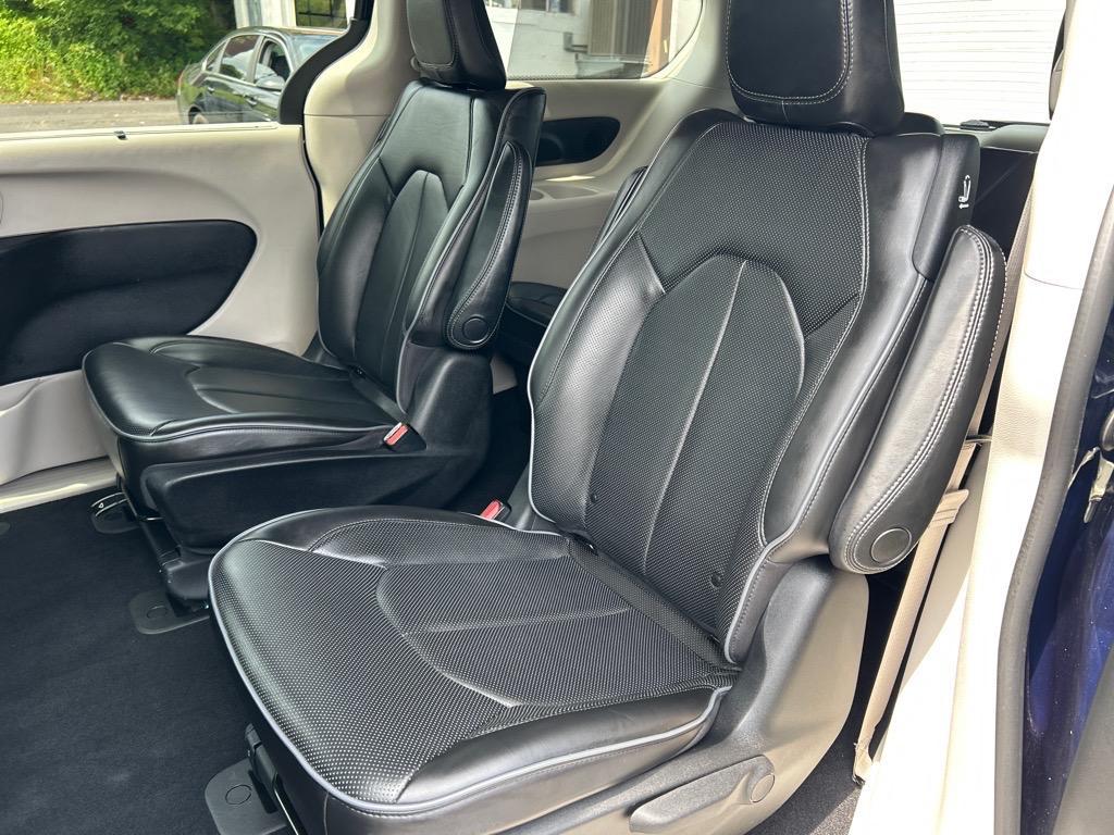 used 2020 Chrysler Pacifica Hybrid car, priced at $34,995