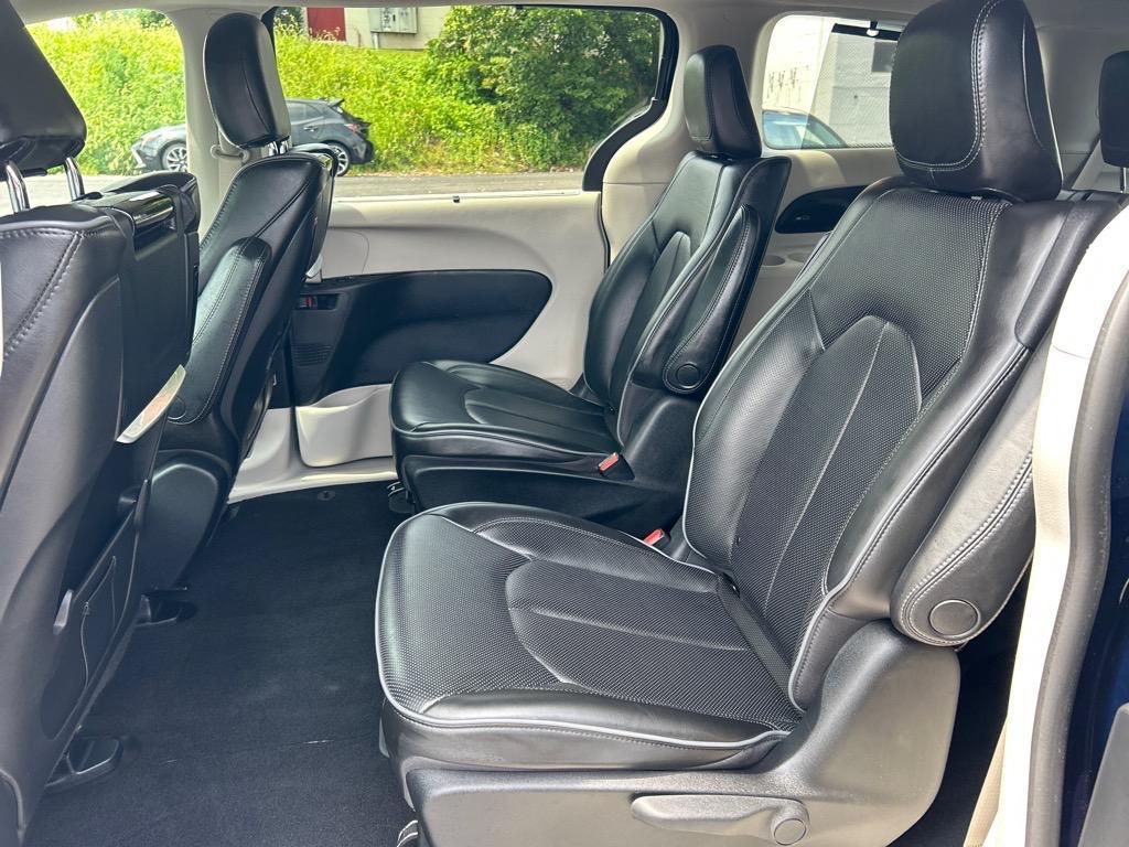 used 2020 Chrysler Pacifica Hybrid car, priced at $34,995