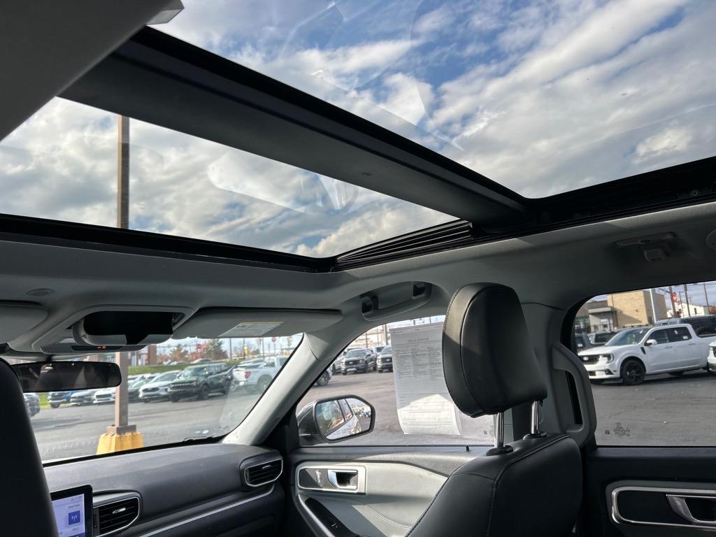 used 2022 Ford Explorer car, priced at $30,995