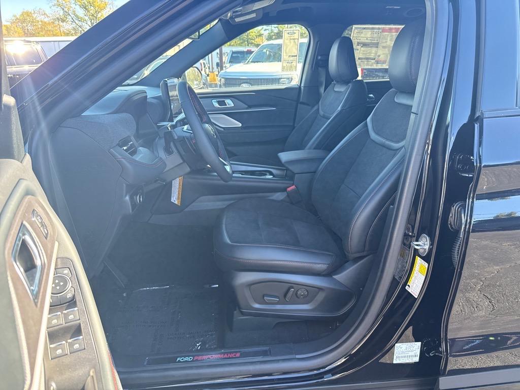 new 2025 Ford Explorer car, priced at $59,810