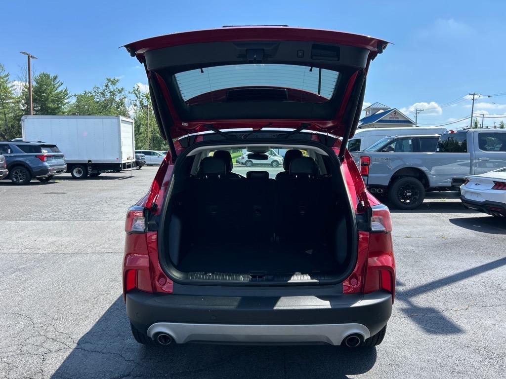 used 2022 Ford Escape car, priced at $25,995