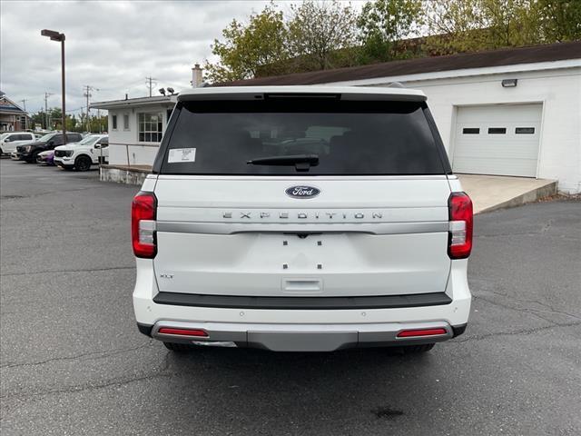 new 2024 Ford Expedition car, priced at $73,056