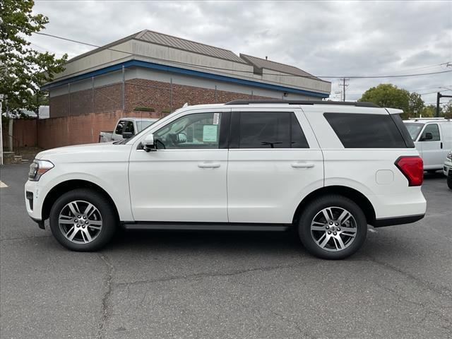 new 2024 Ford Expedition car, priced at $73,056