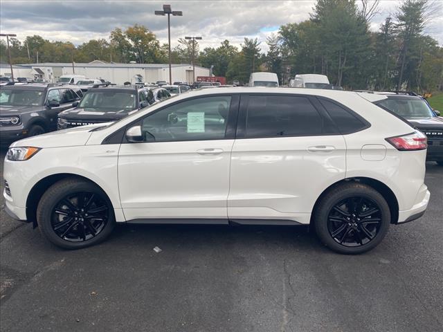 new 2024 Ford Edge car, priced at $40,155