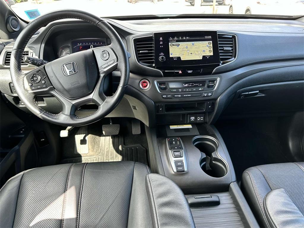 used 2022 Honda Passport car, priced at $27,986