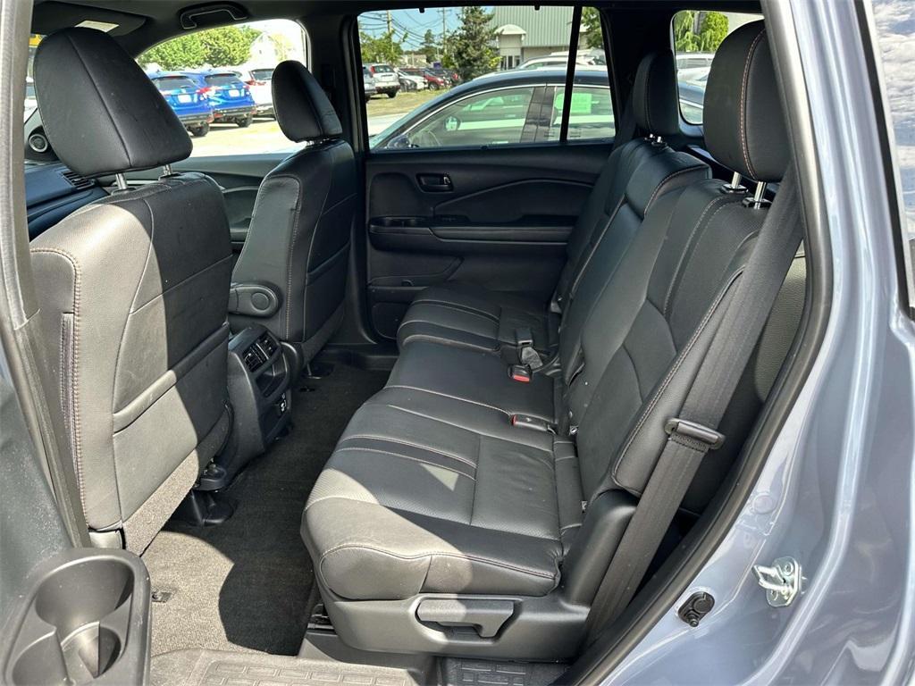 used 2022 Honda Passport car, priced at $27,986