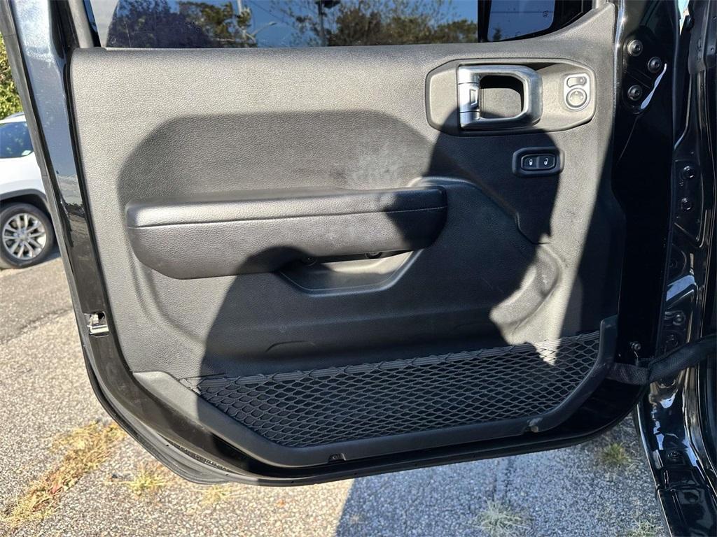 used 2020 Jeep Wrangler Unlimited car, priced at $23,995